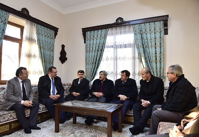 Bakan Yardımcısı Yayman, Demirciler Çarşısı’nı gezdi 3