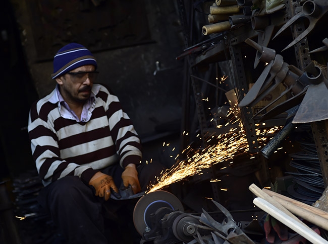 Bakan Yardımcısı Yayman, Demirciler Çarşısı’nı gezdi 7