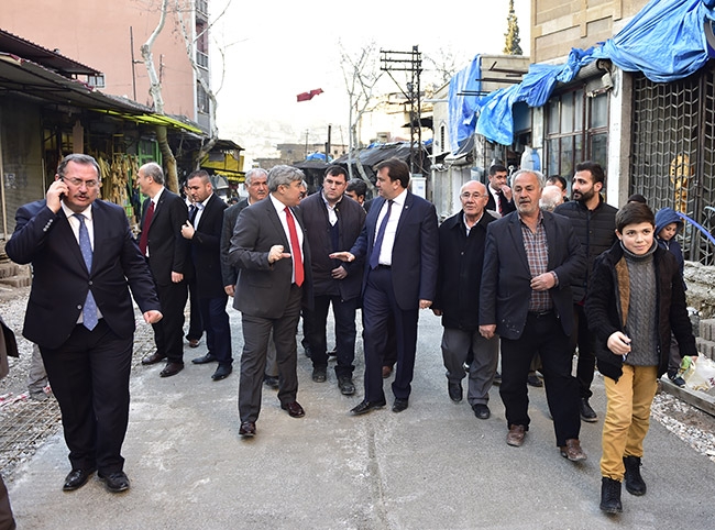 Bakan Yardımcısı Yayman, Demirciler Çarşısı’nı gezdi 9