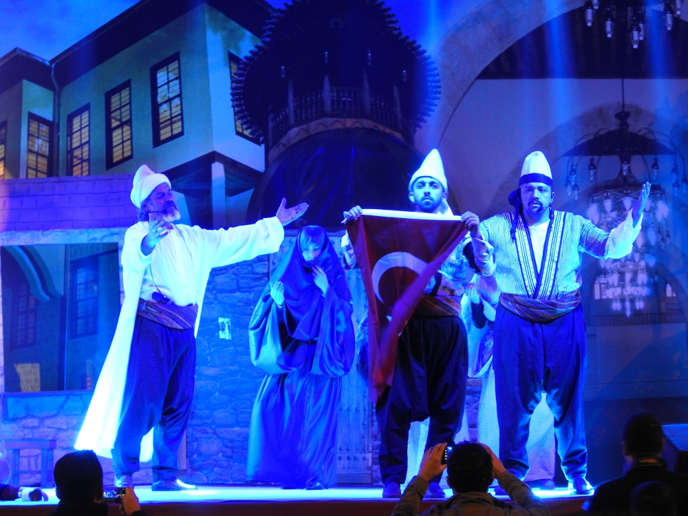 Kurtuluş Etkinlikleri Münasebetiyle Tiyatro Gösterisi Düzenlendi 24