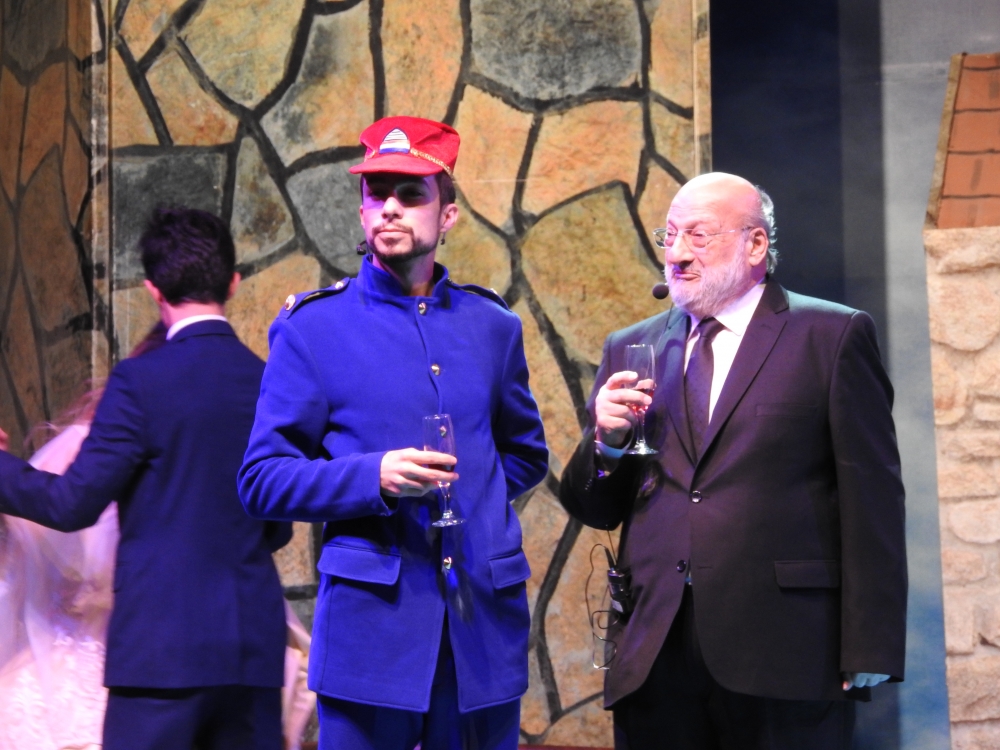 Kurtuluş Etkinlikleri Münasebetiyle Tiyatro Gösterisi Düzenlendi 32