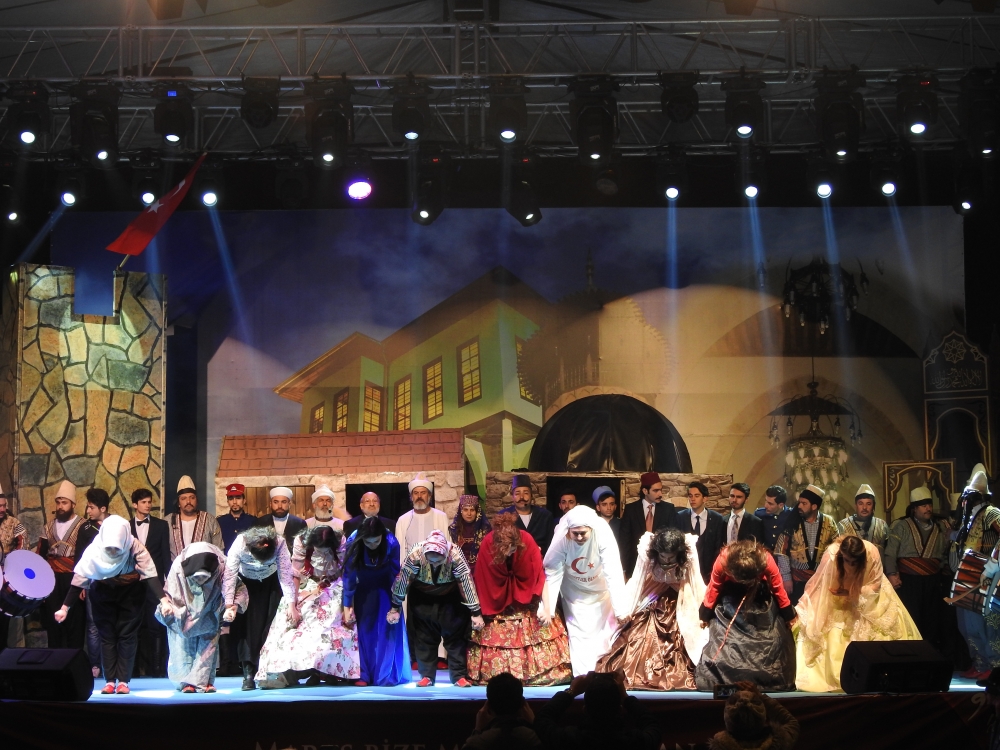 Kurtuluş Etkinlikleri Münasebetiyle Tiyatro Gösterisi Düzenlendi 55