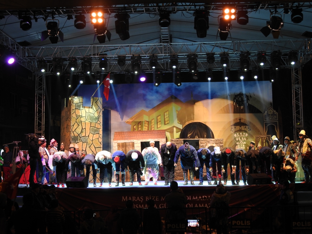 Kurtuluş Etkinlikleri Münasebetiyle Tiyatro Gösterisi Düzenlendi 59