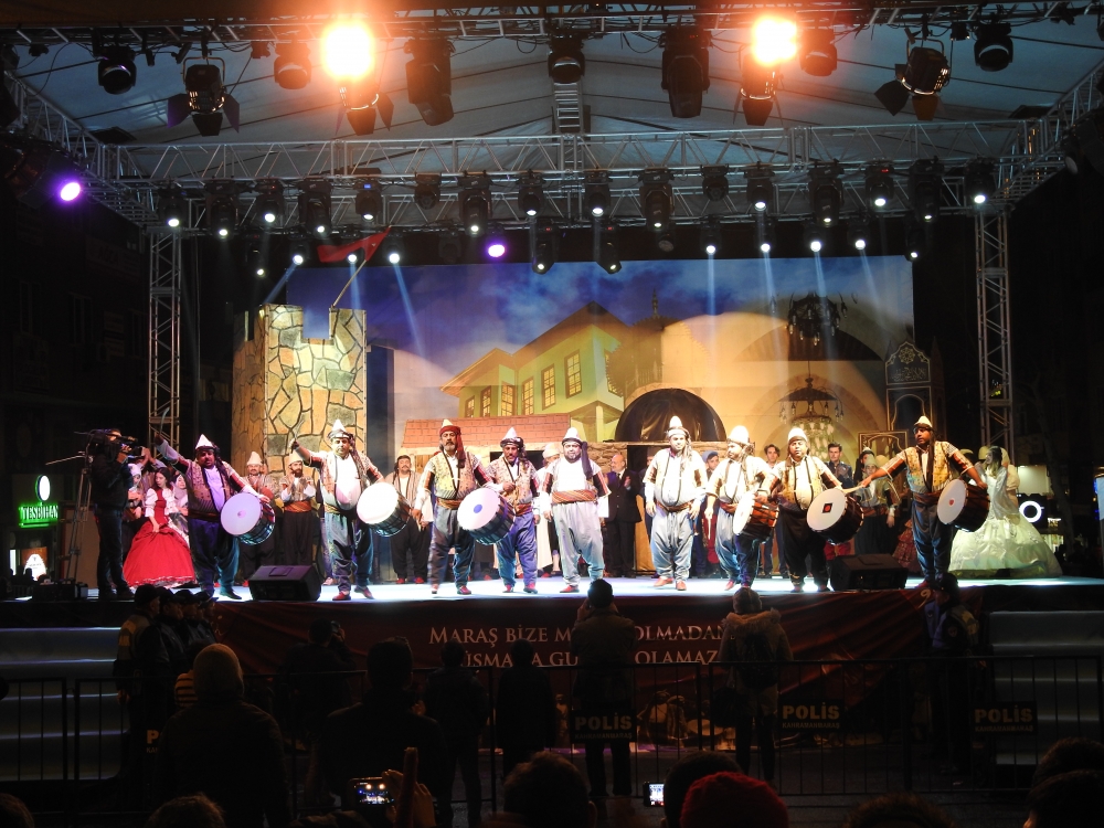 Kurtuluş Etkinlikleri Münasebetiyle Tiyatro Gösterisi Düzenlendi 60