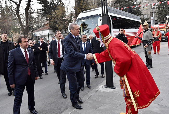 Cumhurbaşkanı Erdoğan mehterle karşılandı 4