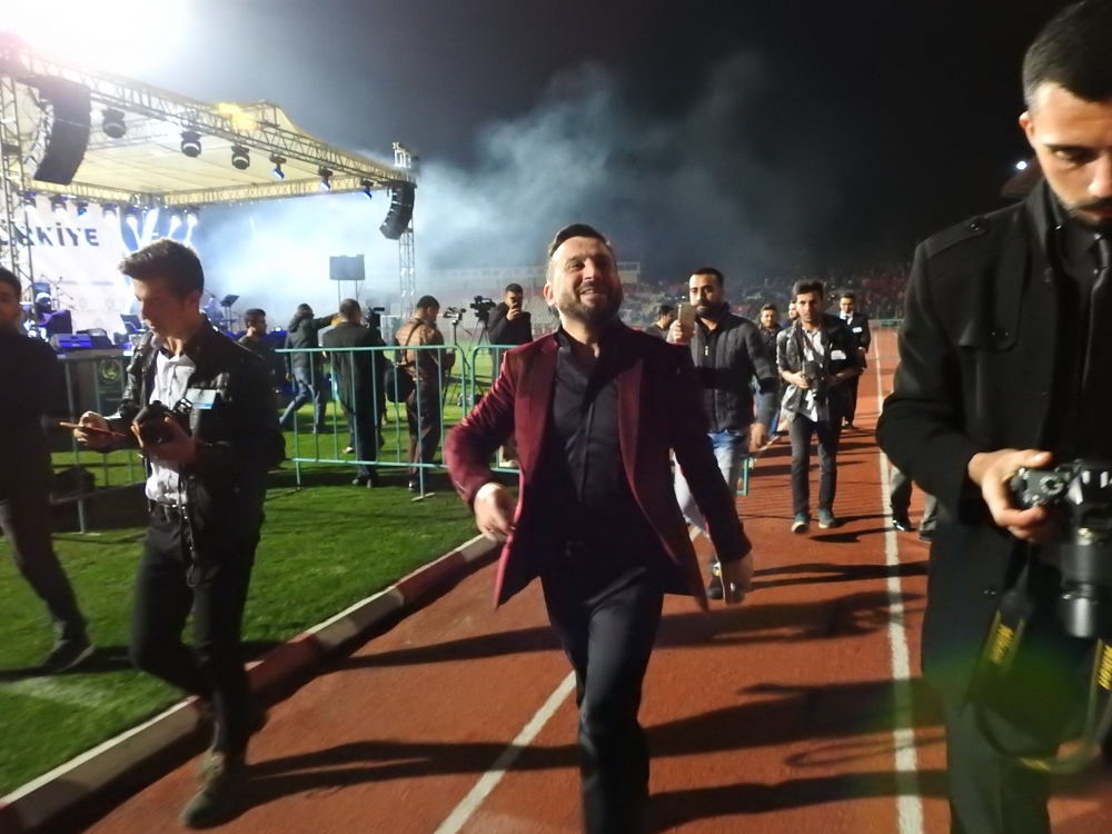 Ülkücüler "Sevdamız Türkiye" konserinde bir araya geldi(FOTO GALERİ) 15