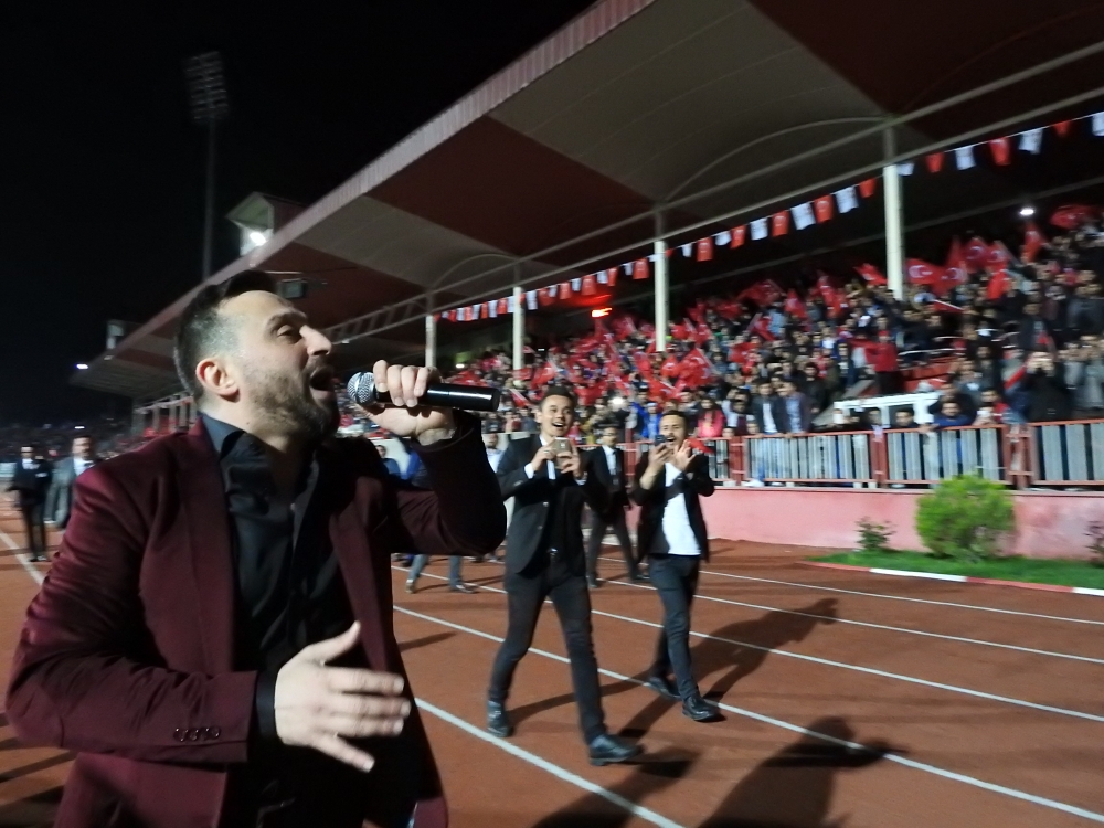 Ülkücüler "Sevdamız Türkiye" konserinde bir araya geldi(FOTO GALERİ) 16