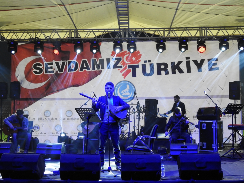 Ülkücüler "Sevdamız Türkiye" konserinde bir araya geldi(FOTO GALERİ) 37