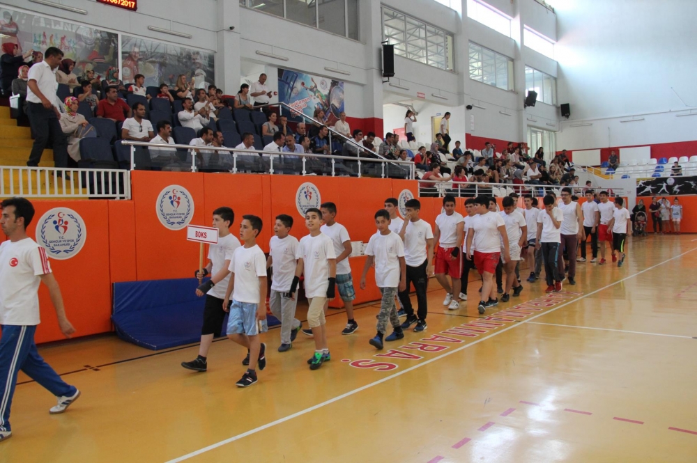 YAZ SPOR OKULLARI TÖRENLE AÇILDI 7