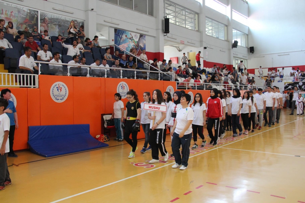 YAZ SPOR OKULLARI TÖRENLE AÇILDI 8