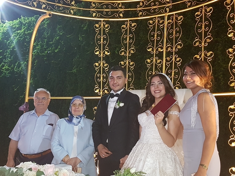 KÖŞE YAZARIMIZ ALİ AVGIN VE AİLESİNİN MUTLU GÜNÜ 10