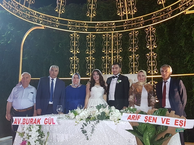 KÖŞE YAZARIMIZ ALİ AVGIN VE AİLESİNİN MUTLU GÜNÜ 12