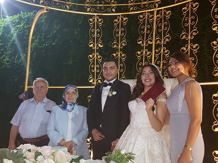 KÖŞE YAZARIMIZ ALİ AVGIN VE AİLESİNİN MUTLU GÜNÜ 9