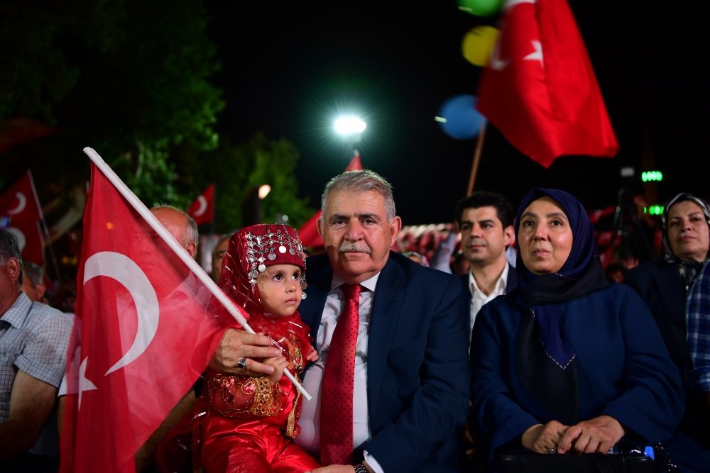 HANEFİ MAHÇİÇEK: BİZ UNUTMADIK VE UNUTTURMAYACAĞIZ HAİNLERE, SÜTÇÜ İMAM 4