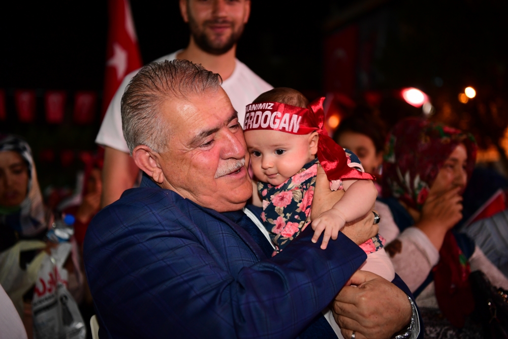 HANEFİ MAHÇİÇEK: BİZ UNUTMADIK VE UNUTTURMAYACAĞIZ HAİNLERE, SÜTÇÜ İMAM 7