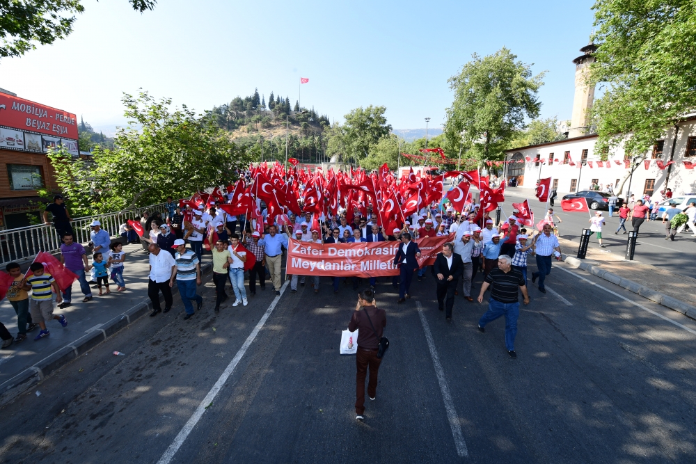 HANEFİ MAHÇİÇEK: BİZ UNUTMADIK VE UNUTTURMAYACAĞIZ HAİNLERE, SÜTÇÜ İMAM 8