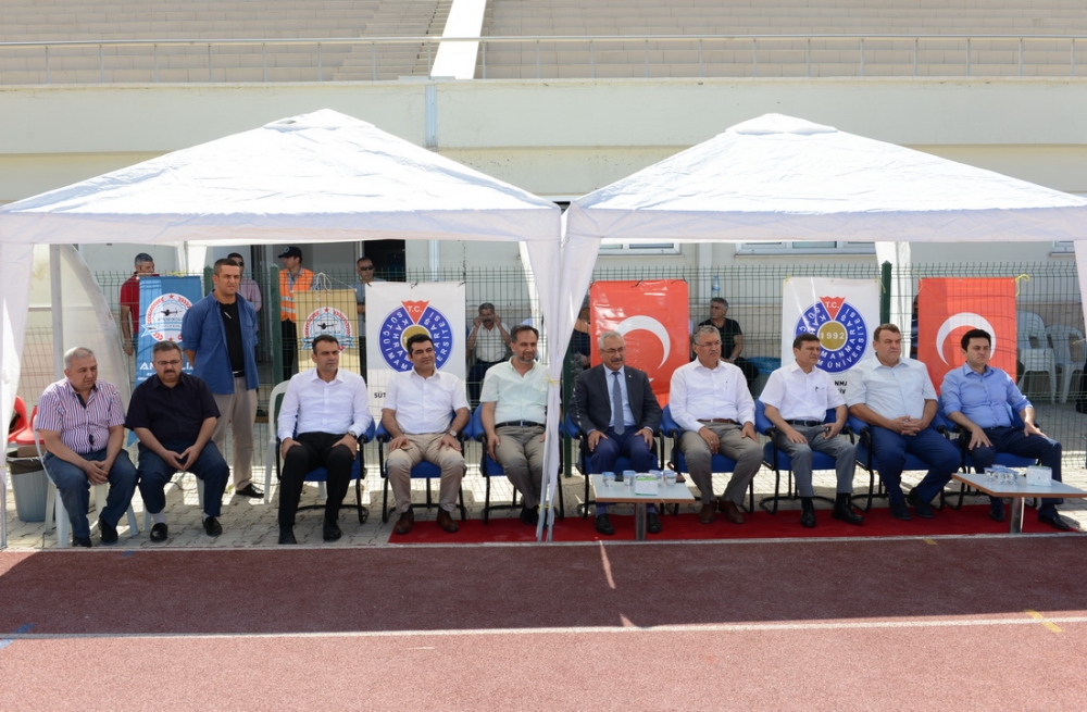 15 TEMMUZ ŞEHİTLERİ ANISINA OKÇULUK YARIŞMASI DÜZENLENDİ 3