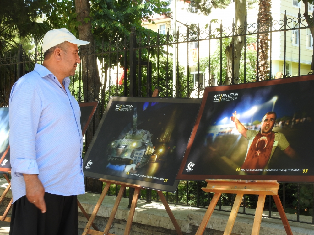 “MİLLİ İRADENİN YÜKSELİŞİ SERGİSİ" HAYRAN BIRAKTI 12