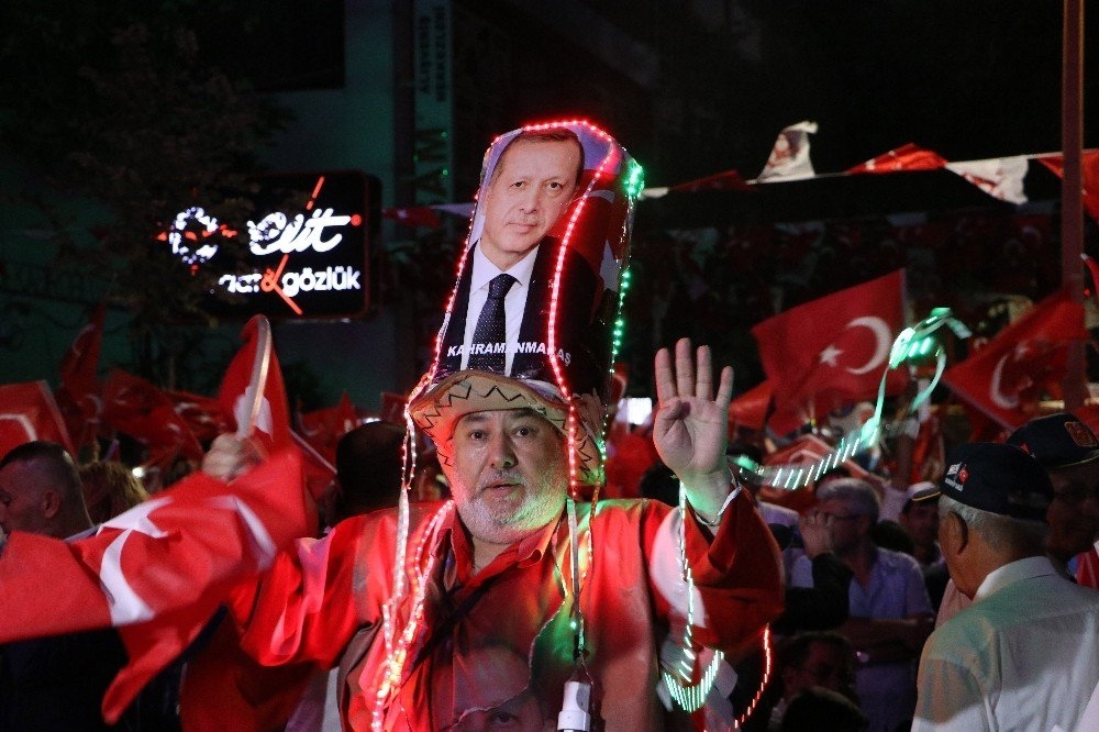 KAHRAMANMARAŞ DEMOKRASİ NÖBETİNDE 10