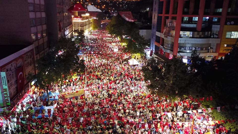 KAHRAMANMARAŞ DEMOKRASİ NÖBETİNDE 4