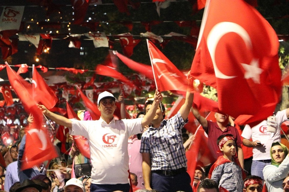 KAHRAMANMARAŞ DEMOKRASİ NÖBETİNDE 8