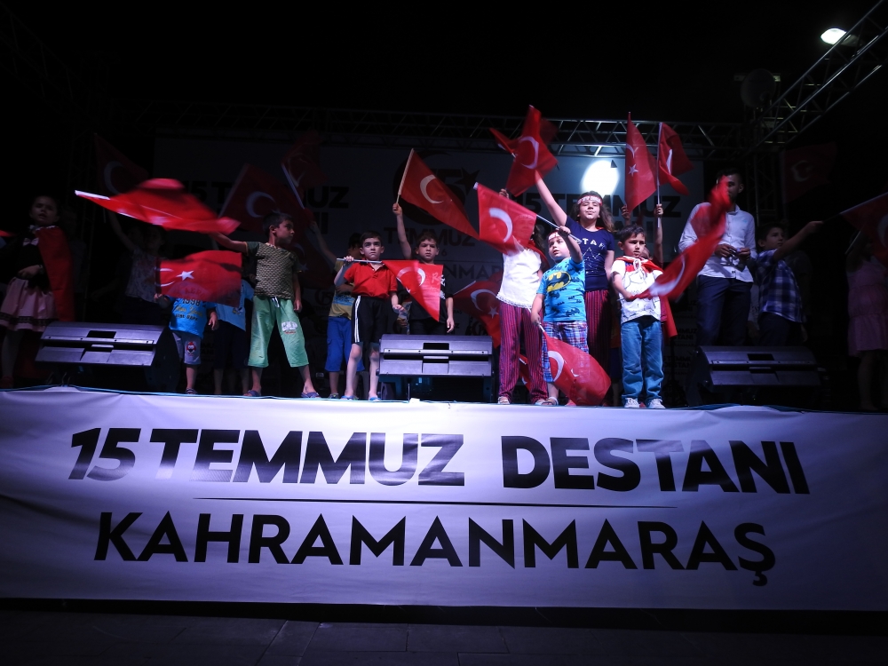 KAHRAMANMARAŞ’TA DEMOKRASİ NÖBETİ SONA ERDİ 10