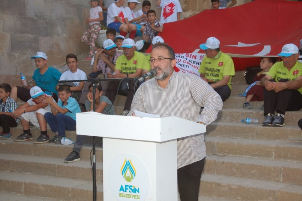 YEMLİHALAR, 15 TEMMUZ ŞEHİTLERİ İÇİN YÜRÜDÜ 3