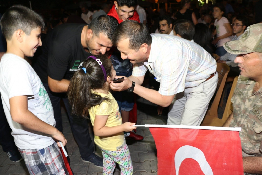 PAZARCIK 7’DEN 70’E TEK YÜREK OLDU 3