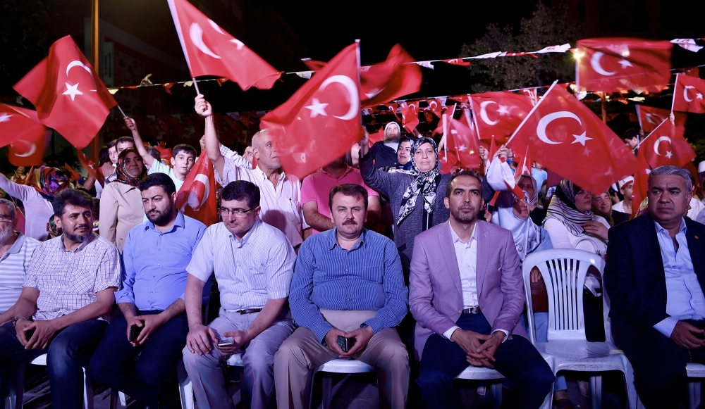 KAHRAMANMARAŞ 7’DEN 77’YE DEMOKRASİ NÖBETİNE DESTEK VERDİ 1