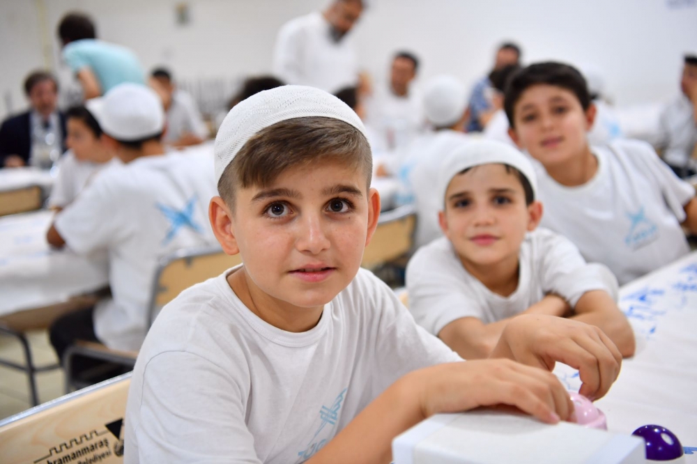 HANEFİ MAHÇİÇEK, TÜGVA ÖĞRENCİLERİ İLE BİR ARAYA GELDİ 7