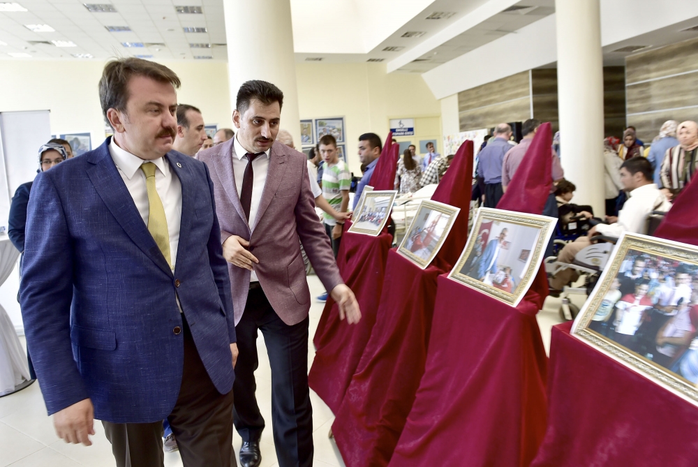 30 ADET MEDİKAL MALZEME İHTİYAÇ SAHİPLERİNE VERİLDİ 15