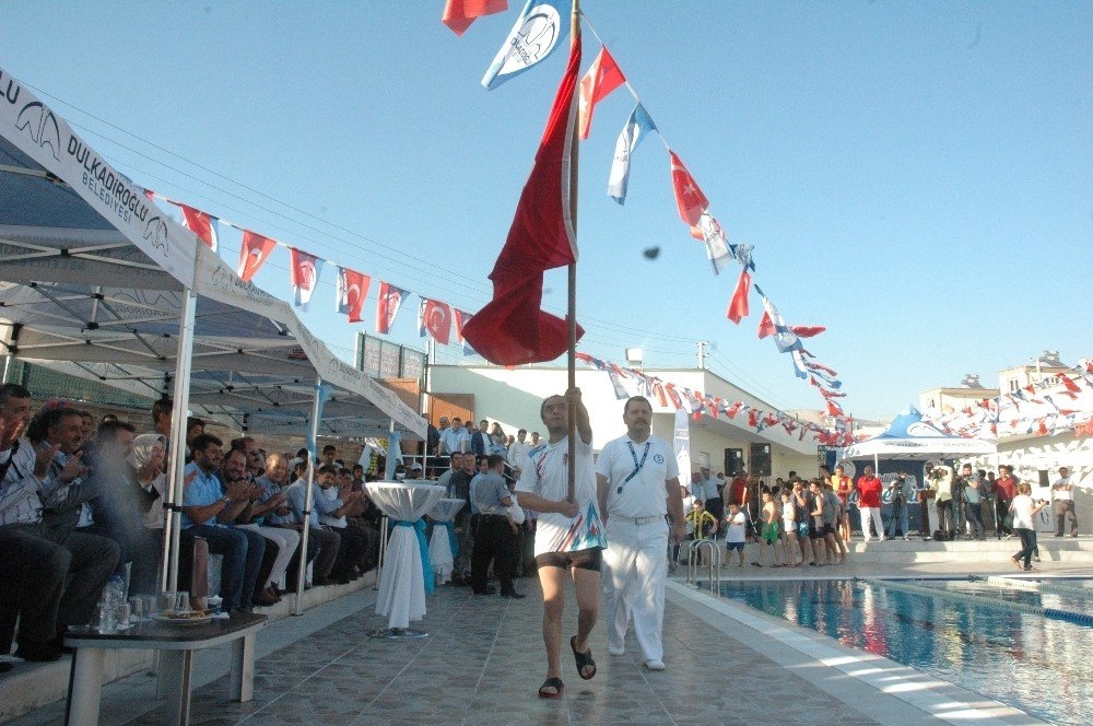 DULKADİROĞLU’NDA YARI OLİMPİK YÜZME HAVUZU AÇILIŞI YAPILDI 3