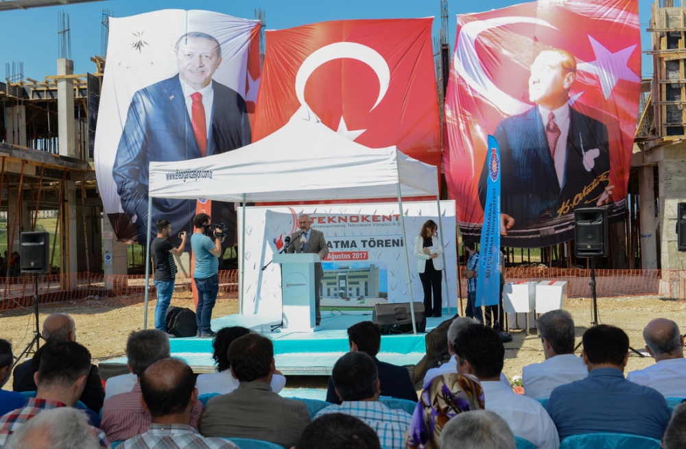 TEKNOKENT İDARE VE KULUÇKA BİNASININ TEMELİ ATILDI 5