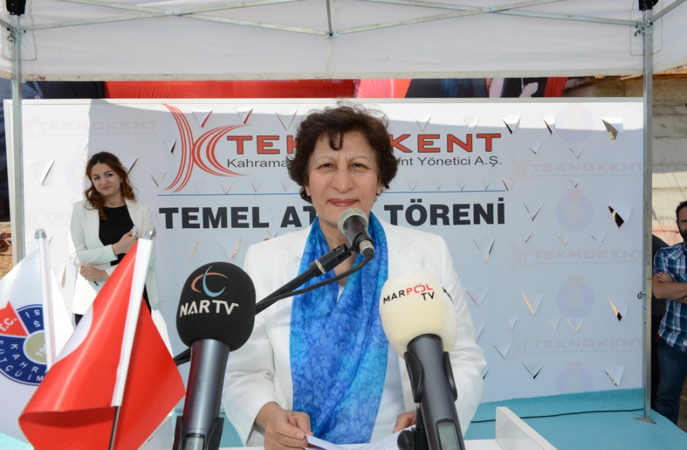 TEKNOKENT İDARE VE KULUÇKA BİNASININ TEMELİ ATILDI 6