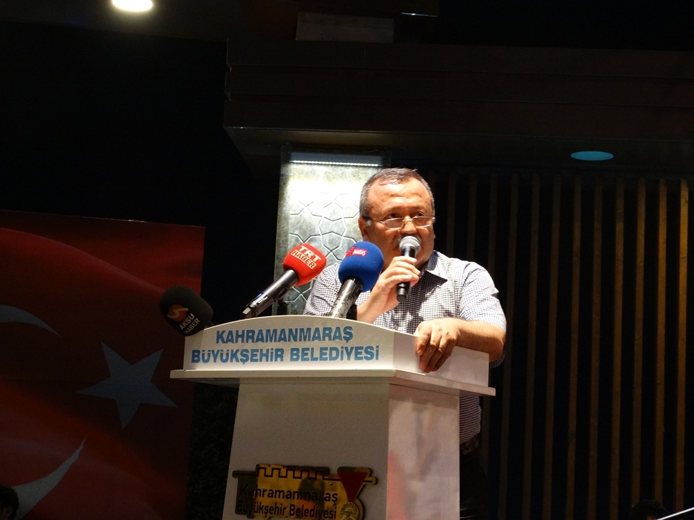 KAHRAMANMARAŞ'A GELEN ŞAİR, AŞIK, OZAN VE SANATÇI HÜNERLERİNİ SERGİLEDİ 4