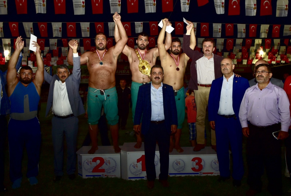 PEHLİVANLAR ER MEYDANINA İNDİ KARAKUCAK GÜREŞ FESTİVALİ YAPILDI 10