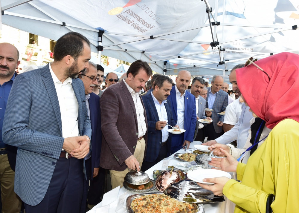 MARAŞ’IN YÖRESEL YEMEKLERİ YARIŞTI! DOYURUCU MANZARA KAÇINILMAZ OLDU 11