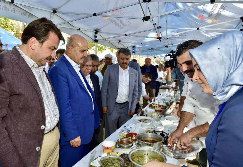 MARAŞ’IN YÖRESEL YEMEKLERİ YARIŞTI! DOYURUCU MANZARA KAÇINILMAZ OLDU 12