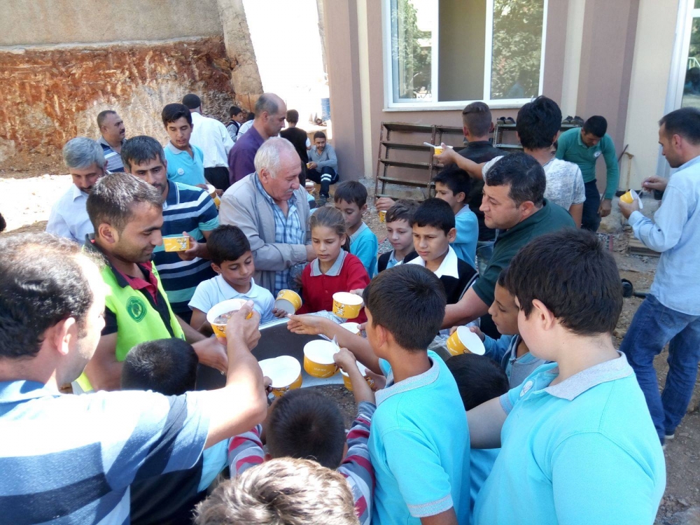 TÜRKOĞLU BELEDİYESİ GELENEKSEL AŞURE ETKİNLİĞİ DÜZENLEDİ 3