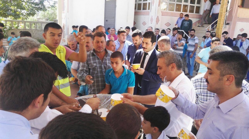 TÜRKOĞLU BELEDİYESİ GELENEKSEL AŞURE ETKİNLİĞİ DÜZENLEDİ 6