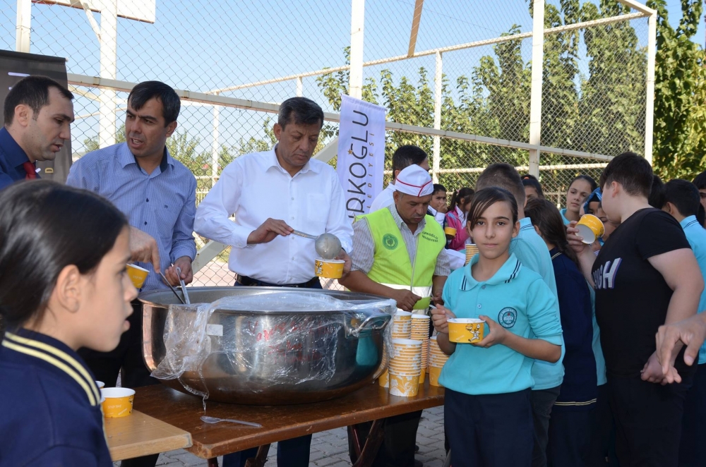 TÜRKOĞLU BELEDİYESİ GELENEKSEL AŞURE ETKİNLİĞİ DÜZENLEDİ 8