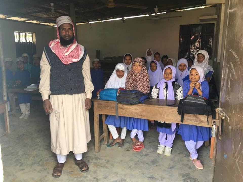 MİLLETVEKİLİ ÇİTİL ARAKANLI MÜSLÜMANLARIN YAŞADIĞI KAMPLARA GİTTİ 13