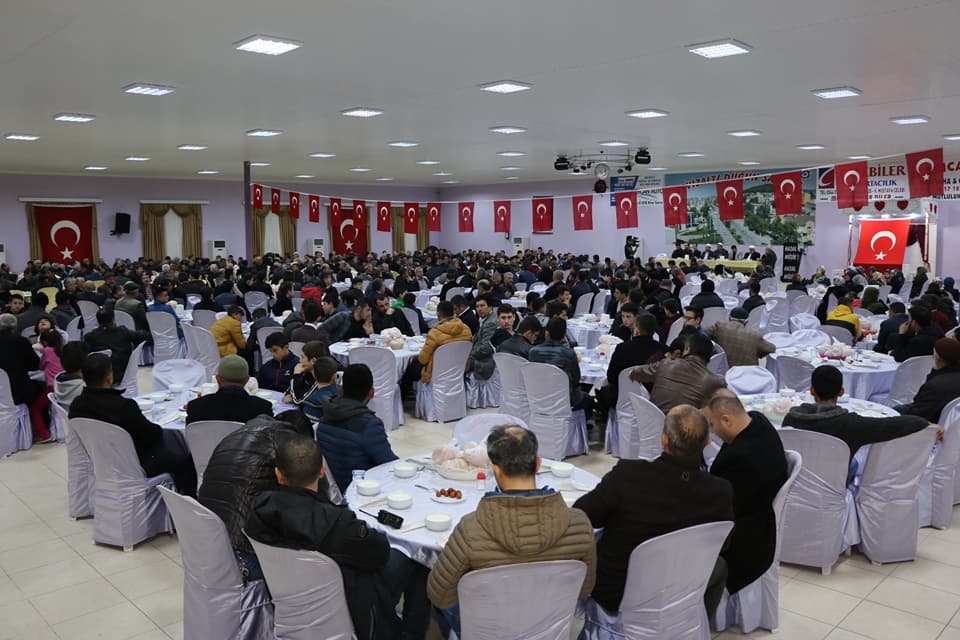 PAZARCIKTA YÜZLERCE KİŞİ MEHMETÇİK İÇİN TOPLANDI 10