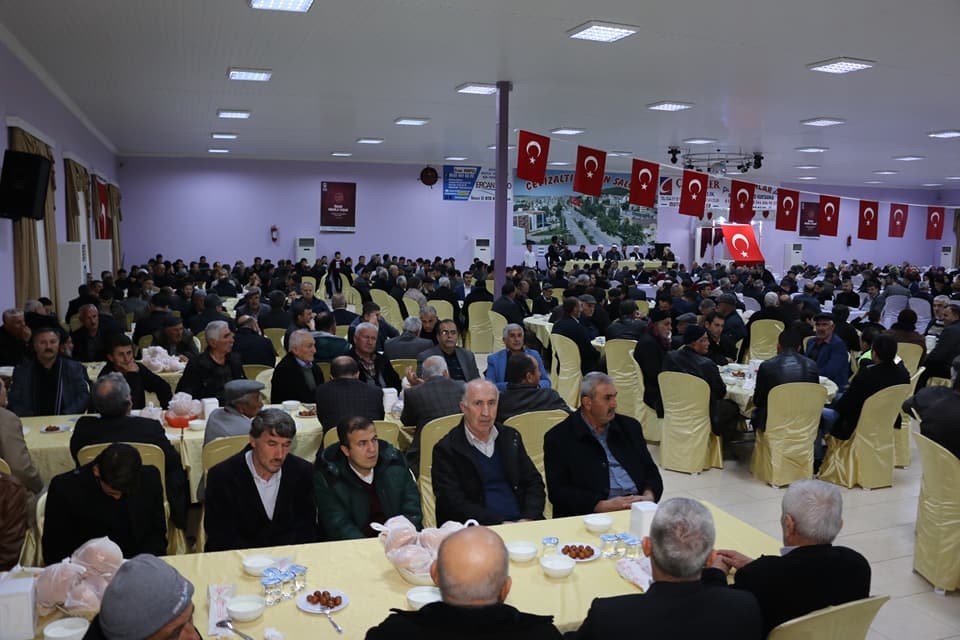 PAZARCIKTA YÜZLERCE KİŞİ MEHMETÇİK İÇİN TOPLANDI 12