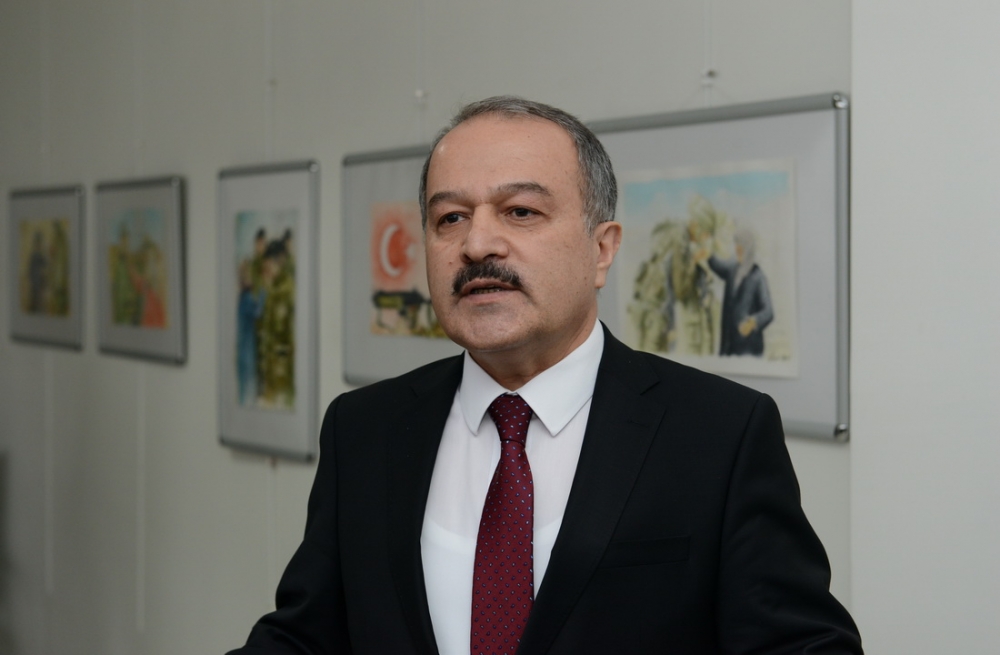 KSÜ GSF’DE DÜNYA KADINLAR GÜNÜ KARMA RESİM SERGİSİ AÇILDI 3