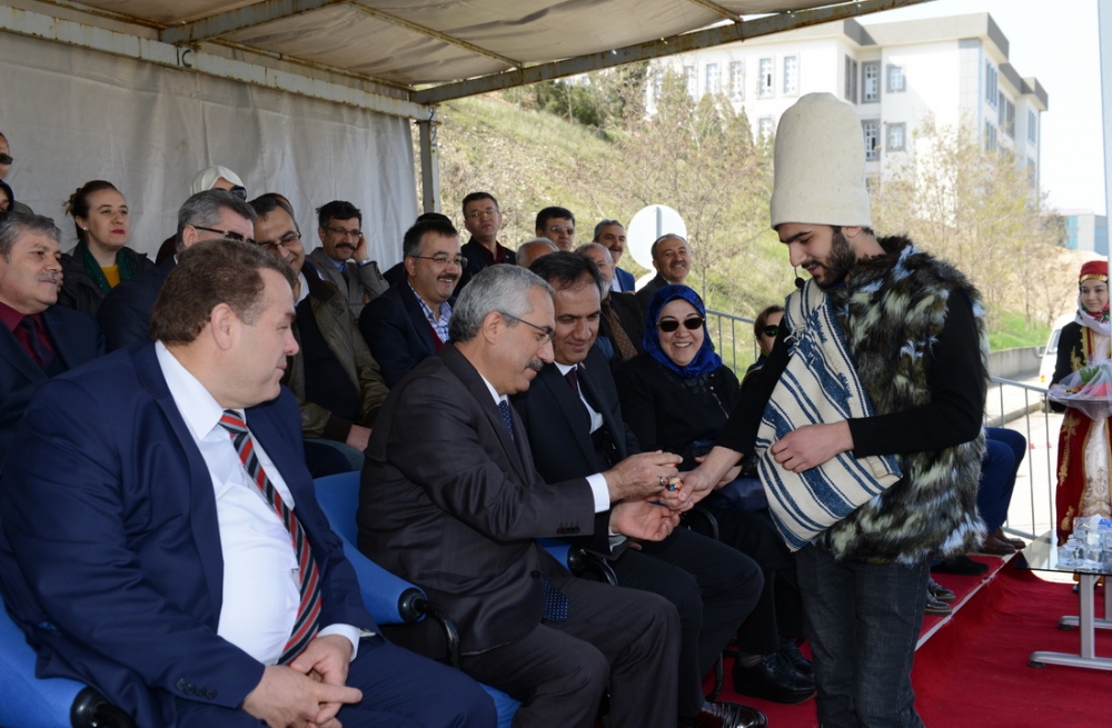 KSÜ’DE NEVRUZ BAYRAMI COŞKU İLE KUTLANDI 9