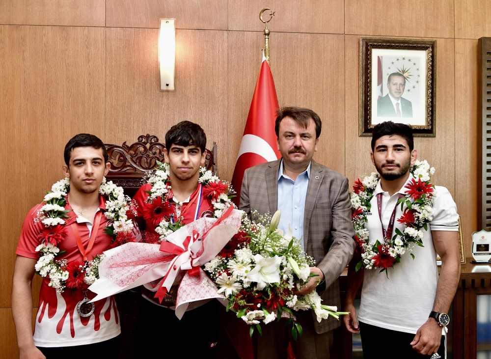 Şampiyonlar Büyükşehir’de Ağırlandı 12