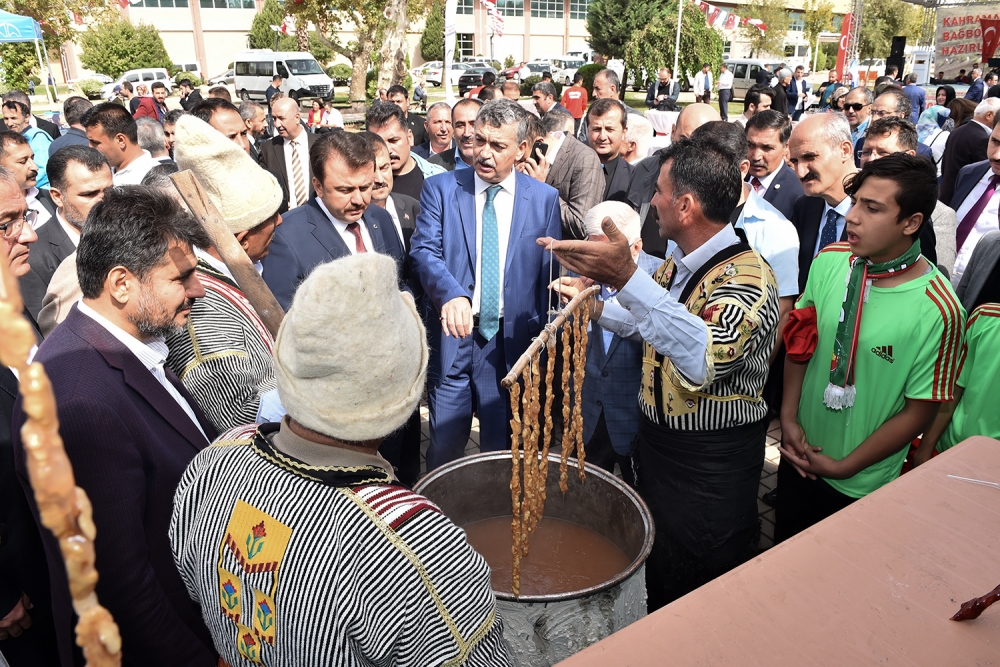 Kahramanmaraş’ta Bağbozumu Etkinliği Kitap Fuarında Yapıldı 9