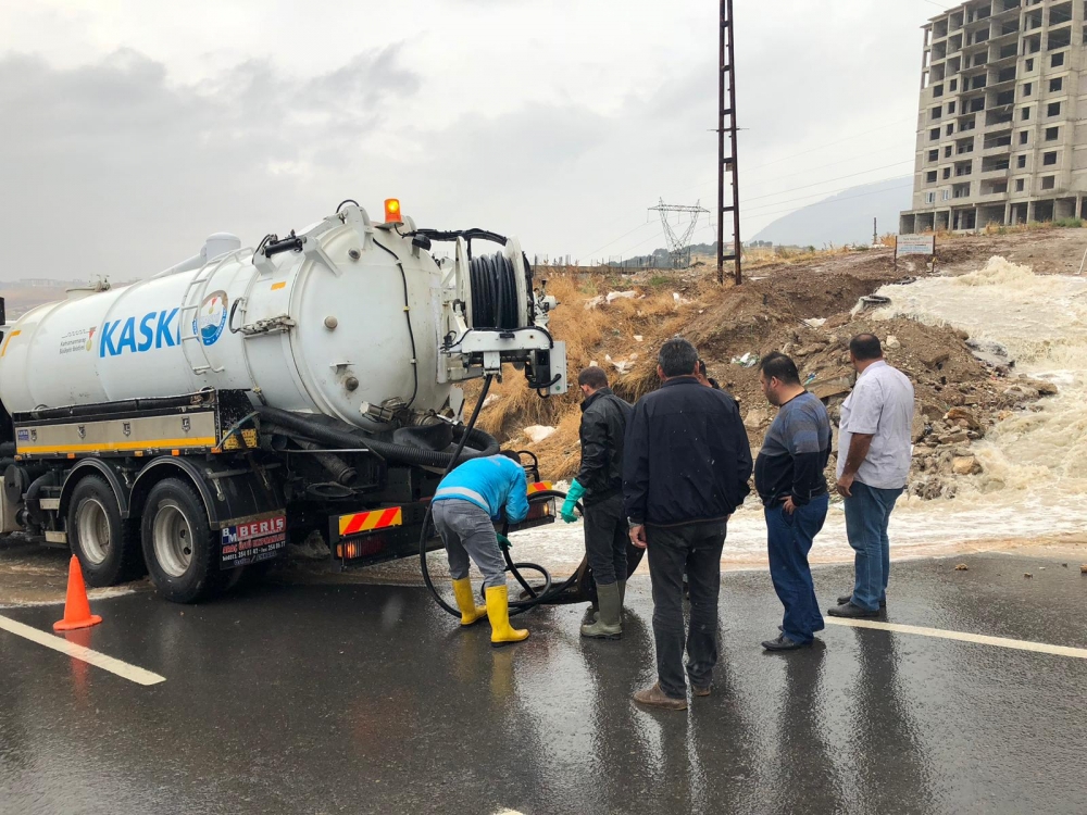 Kahramanmaraş Büyükşehir Belediyesi Yağışlara Karşı Teyakkuzda 17