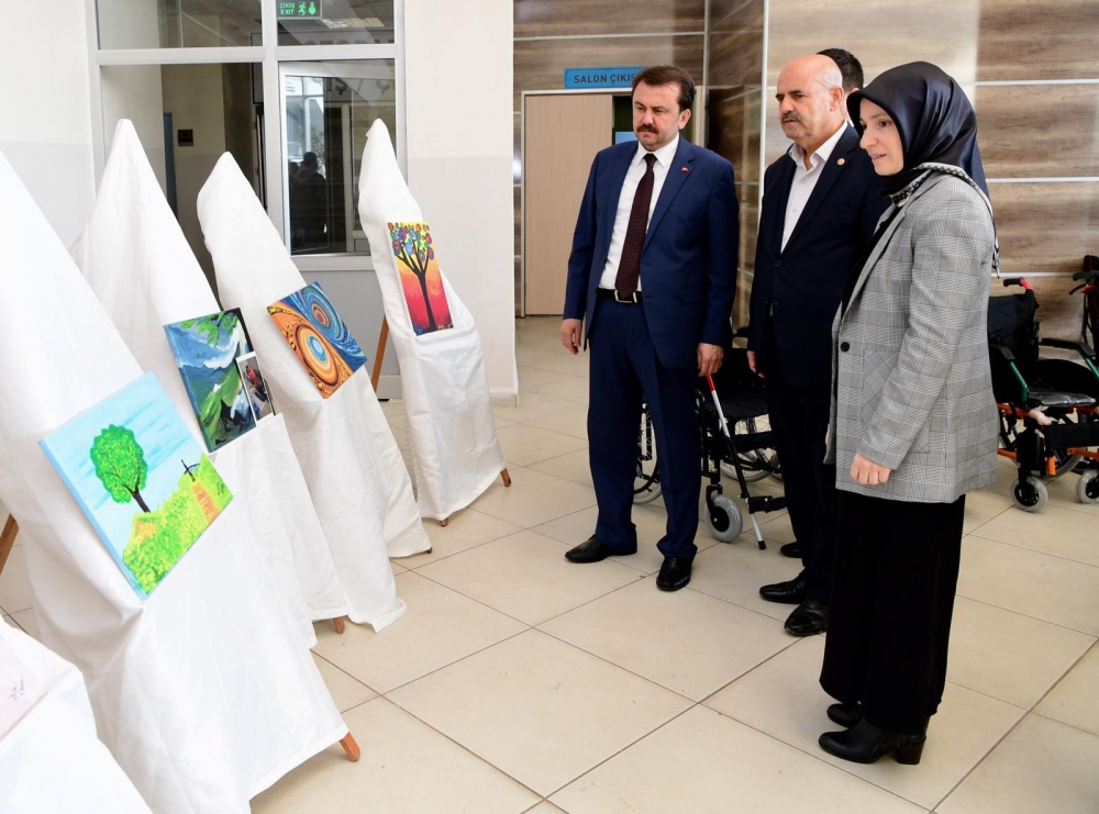 Engelsiz Sanat Sergisi Hayran Bıraktı 5